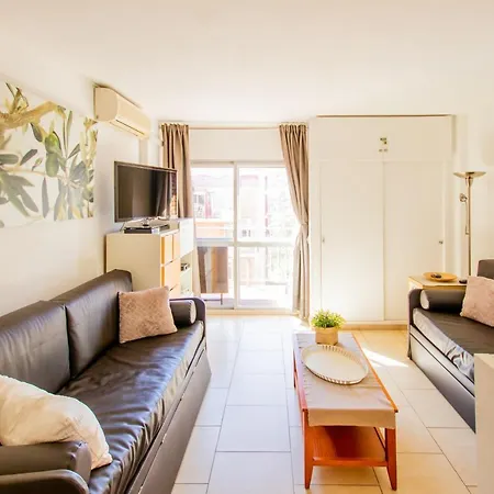 Apartment Studio 601 - Minerva Complex In *